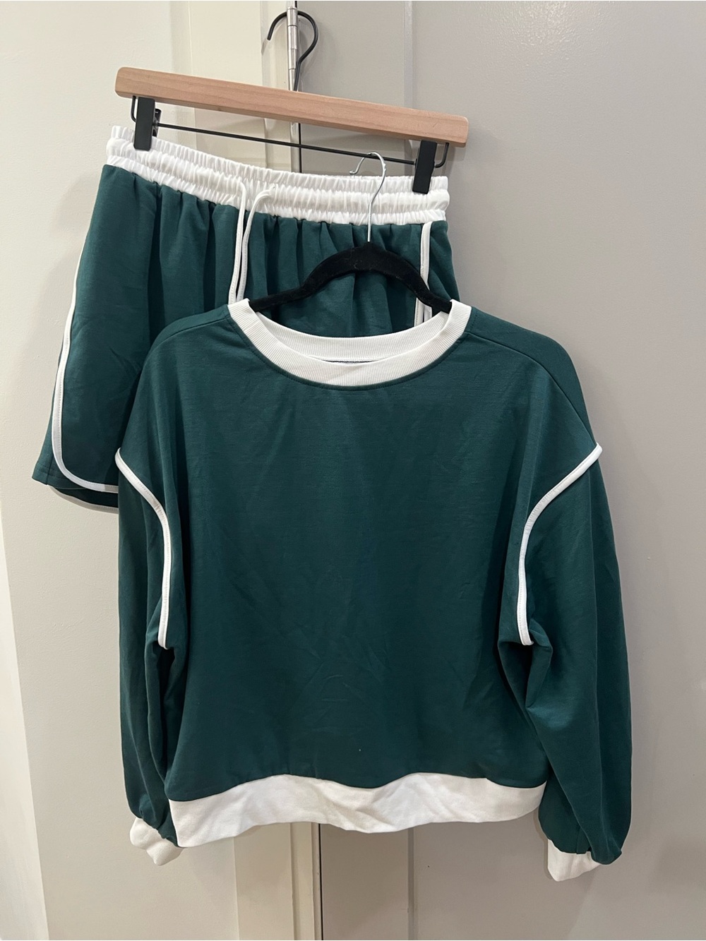 Green and White Sweatshirt + Skorts Set